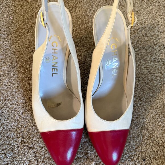 Vintage Chanel Two Tone Cream and Red Slingbacks - Size 8 - Picture 1 of 4